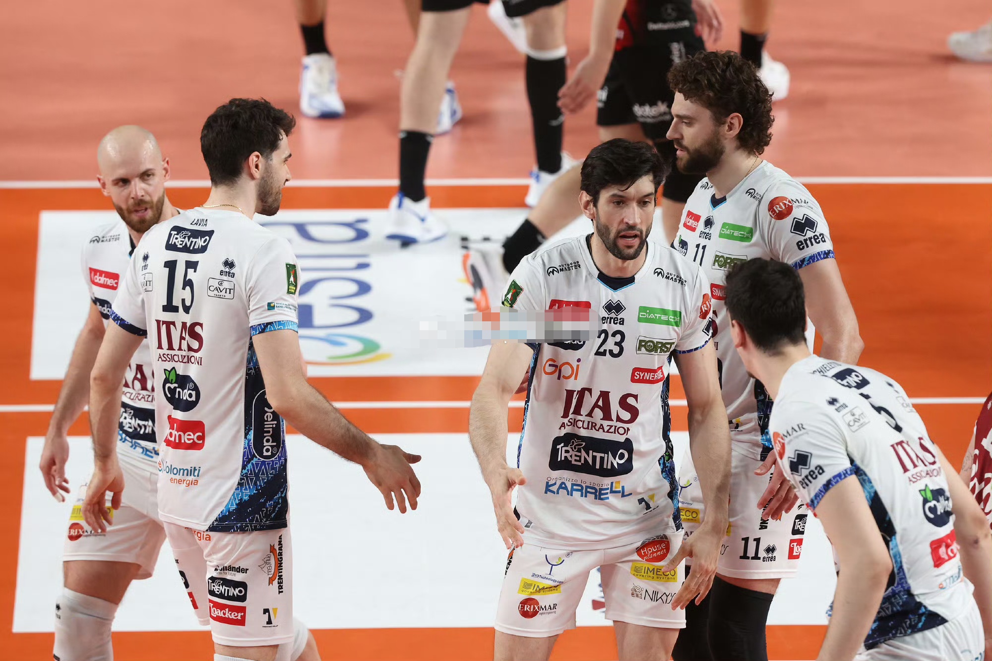 开云游戏官网 -集结日勒沃库森备战意大利杯，官宣签约细节曝光，话题不断，训练强度明显提升的简单介绍